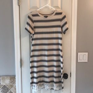 Mossimo small striped comfortable dress.
